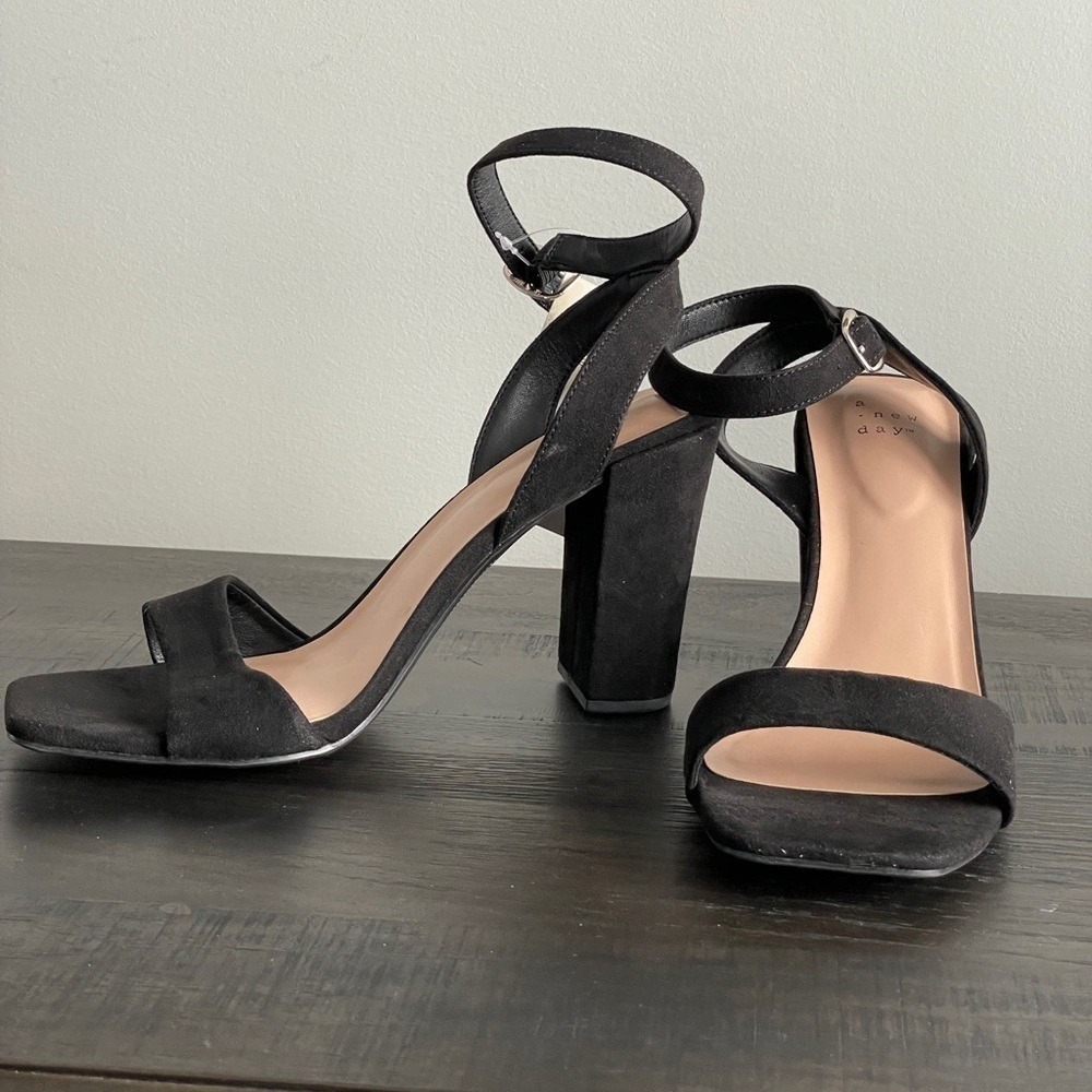A New Day Sal Black Open Toe Pumps‎ 4 In Heels Sz 9.5  Ankle Strap Shoes